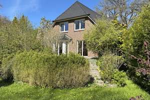 Traumhaftes Haus mit Zugang zum Alsterlauf – Die vollständige Adresse der Immobilie erhältst du vom Anbieter., 22397 Lemsahl-Mellingstedt, Hamburg – Vorschaubild 3