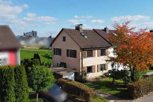 Doppelhaushälfte mit schönem Garten in begehrter Wohnlage von Freudenstadt. – Die vollständige Adresse der Immobilie erhältst du vom Anbieter., 72250 Freudenstadt – Vorschaubild 28
