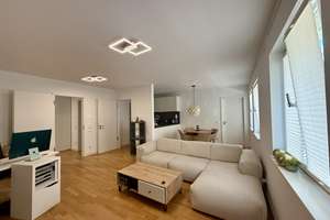 Großzügige 2 Zimmer-Wohnung mit Einbauküche nähe Hofgarten und Rhein