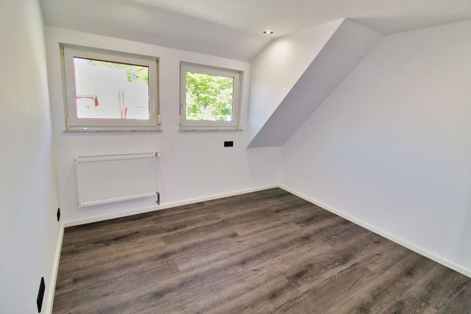 Immobilie in Waldstetten - Großzügige 4,5-Zi.-Maisonettewohnung mit Balkon und Garage! - Bild 7