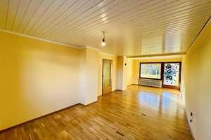 ORTSRANDLAGE MIT POTENZIAL - Doppelhaushälfte mit großem Carport in Weilheim – Weilheim-Schongau (Kreis) – Vorschaubild 4