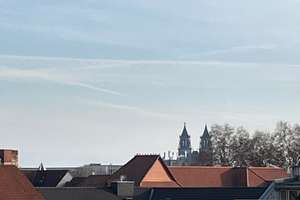 Helle 3-Zimmer Dachgeschosswohnung mit Balkon in Stadtfeld Ost – Die vollständige Adresse der Immobilie erhältst du vom Anbieter., 39108 Stadtfeld Ost, Magdeburg – Vorschaubild 1