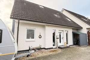 * Doppelhaushälfte * Heizung von 2023 * PV-Anlage von 2024 * Doppelcarport * Top Lage * – Die vollständige Adresse der Immobilie erhältst du vom Anbieter., 26676 Barßel – Vorschaubild 8
