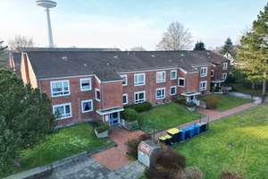 Zentrale Lage: Gepflegtes Mehrfamilienhaus mit 8 Wohneinheiten – Die vollständige Adresse der Immobilie erhältst du vom Anbieter., 27474 Cuxhaven – Vorschaubild 1