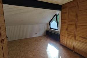 Großzügige, lichtdurchflutete Wohnung mit Balkon und Blick Richtung Stadtwald in gefragter Lage – Lotharstraße 44, 53115 Kessenich, Bonn – Vorschaubild 11
