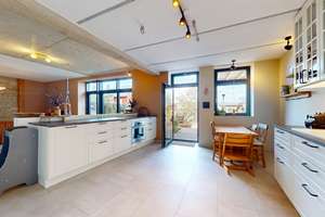 Neuwertiges Loft mit viel Platz, tollem Garten und traumhaftem Ausblick zum Kauf in Nieder-Ingelheim – Die vollständige Adresse der Immobilie erhältst du vom Anbieter., 55218 Ingelheim am Rhein – Vorschaubild 13