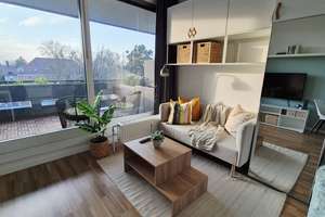 Möblierte 1-Zimmer-Wohnung mit großem Balkon in zentraler Lage – Frölichstraße 18, 86150 Stadtjägerviertel, Augsburg – Vorschaubild 3