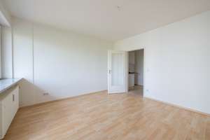 Bezugsfreies Studio-Apartment mit Balkon I nahe Kurfürstendamm I Aufzug I Concierge-Service – Eisenzahnstraße 16, 10709 Wilmersdorf, Berlin – Vorschaubild 6