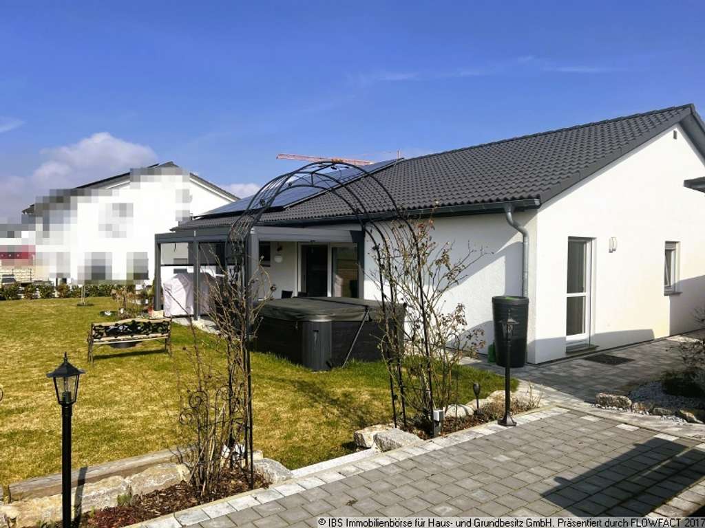 Immobilie in Rot am See - Neuwertiger, moderner Bungalow mit durchdachter Architektur in toller Randlage - Bild 4