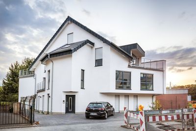 Moderne 3-Zimmer-EG-Wohnung mit Terrasse und eigenem Gartenbereich in Hürth-Efferen