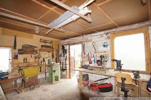 kleines Haus mit sonnigen Garten, Garage , 2 Carports, Werkstatt und Waldstück – Wölfiser Str. 40, 99885 Luisenthal – Vorschaubild 16