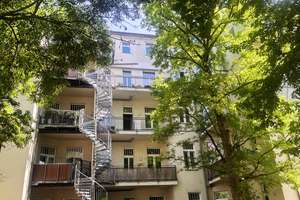 Leerstehende 3 Zimmer Wohnung am  Rosental mit Balkon, Aufzug und Einbauküche