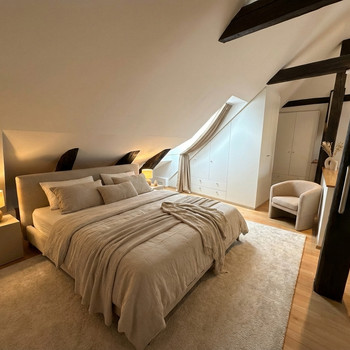 Altstadt trifft Luxus – Wohnen mit Loggia & Aufzug! Loftfeeling über den Dächern von Ravensburg