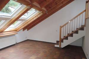4-Zimmer-Galeriewohnung in Würzburg mit Dachloggia, toller Aussicht auf die Festung und Garage! – Die vollständige Adresse der Immobilie erhältst du vom Anbieter., 97082 Steinbachtal, Würzburg – Vorschaubild 2