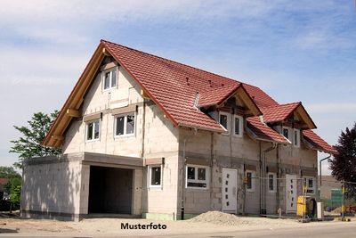Kleiner Einfamilienhaus-Rohbau + provisionsfrei +