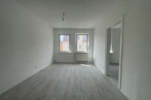 Erstbezug nach Sanierung! Moderne 2 Zimmer Wohnung auf 60 m² in Nürnberg mit Bad neu uvm.! – Die vollständige Adresse der Immobilie erhältst du vom Anbieter., 90441 Schweinau, Nürnberg – Vorschaubild 2