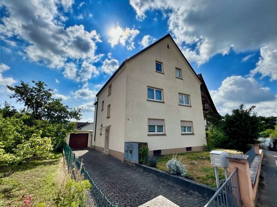 Straßenansicht