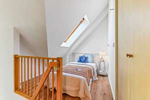 Loftgefühl neu gedacht | Erstbezug nach Renovierung | Galerie & Balkon – Hinschenfelder Stücken 2a, 22047 Wandsbek (Ortsteil), Hamburg – Vorschaubild 8