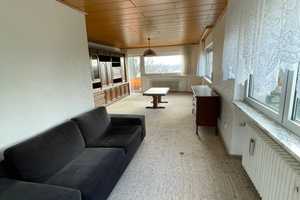 90 m² 3 Zimmer Wohnung mit Keller, optional Garten & Garage zu vermieten. Wird noch renoviert – Wiesbaden – Vorschaubild 1