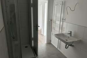 Bismarckstr. 90, Helle, renovierte 3-Zimmer Wohnung mit Dachterrasse und Balkon in Remscheid – Bismarckstraße 90, 42859 Zentralpunkt, Remscheid – Vorschaubild 18