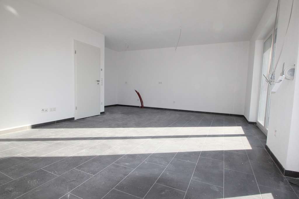 Immobilie in Adelmannsfelden - Adelmannsfelden, Neubau-Doppelhaushälfte in Massivbauweise kurzfristig beziehbar - Bild 2