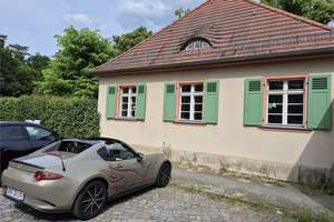 BEZUGSFREIES UND GROßES EINFAMILIENHAUS MIT MODERNEN ANBAU IN DENKMALGESCHÜTZTEN ENSEMBLE – Hobrechtsfelder Chaussee 164, 13125 Buch, Berlin – Vorschaubild 4
