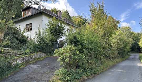 Bild von Charmantes Einfamilienhaus mit Waldgrundstück ca. 1.958 m² 
in Traumlage von Waldems-Niederems