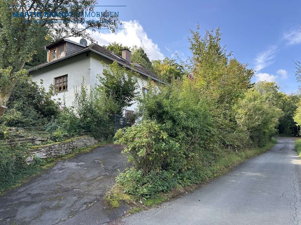 Immobilie in Waldems - Charmantes Einfamilienhaus mit Waldgrundstück ca. 1.958 m² 
in Traumlage von Waldems-Niederems - Bild 0