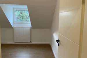 Dachgeschosswohnung inkl. Einbauküche zum 15.08.26 – Gartenstraße 65, 41236 Rheydt, Mönchengladbach – Vorschaubild 11