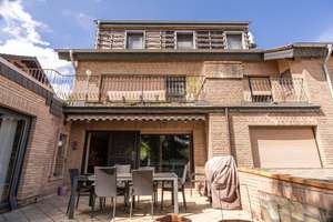 Geräumiges Einfamilienhaus mit Schönem Garten in Köln-Langel