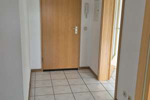 Wohnen am Landschaftsschutzgebiet in Remscheid Lüttringhausen: 3 Zimmer. KDB, Balkon, Garage – 42899 Stursberg, Remscheid – Vorschaubild 9
