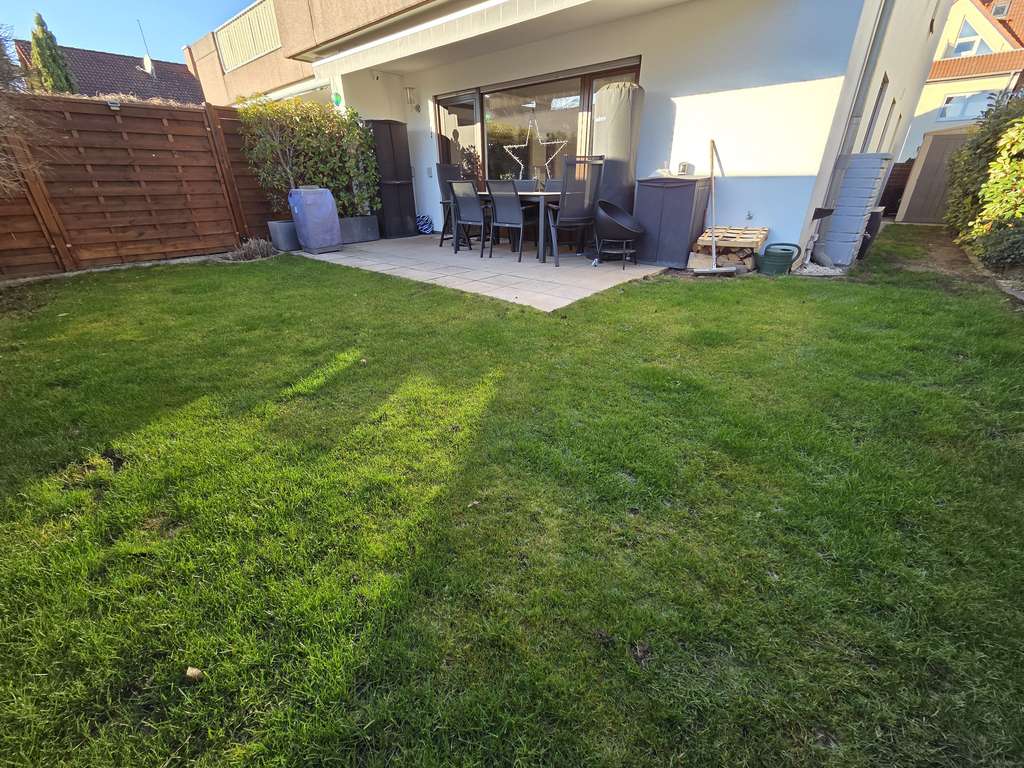 Immobilie in Reilingen - 3-Zimmer Erdgeschosswohnung mit Garten, Garagen, Klimaanlage in Reilingen - Bild 1