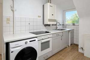 Charmante 3-Zimmer-Dachgeschosswohnung mit Weitblick in ruhiger Lage – Die vollständige Adresse der Immobilie erhältst du vom Anbieter., 70374 Espan, Stuttgart – Vorschaubild 4