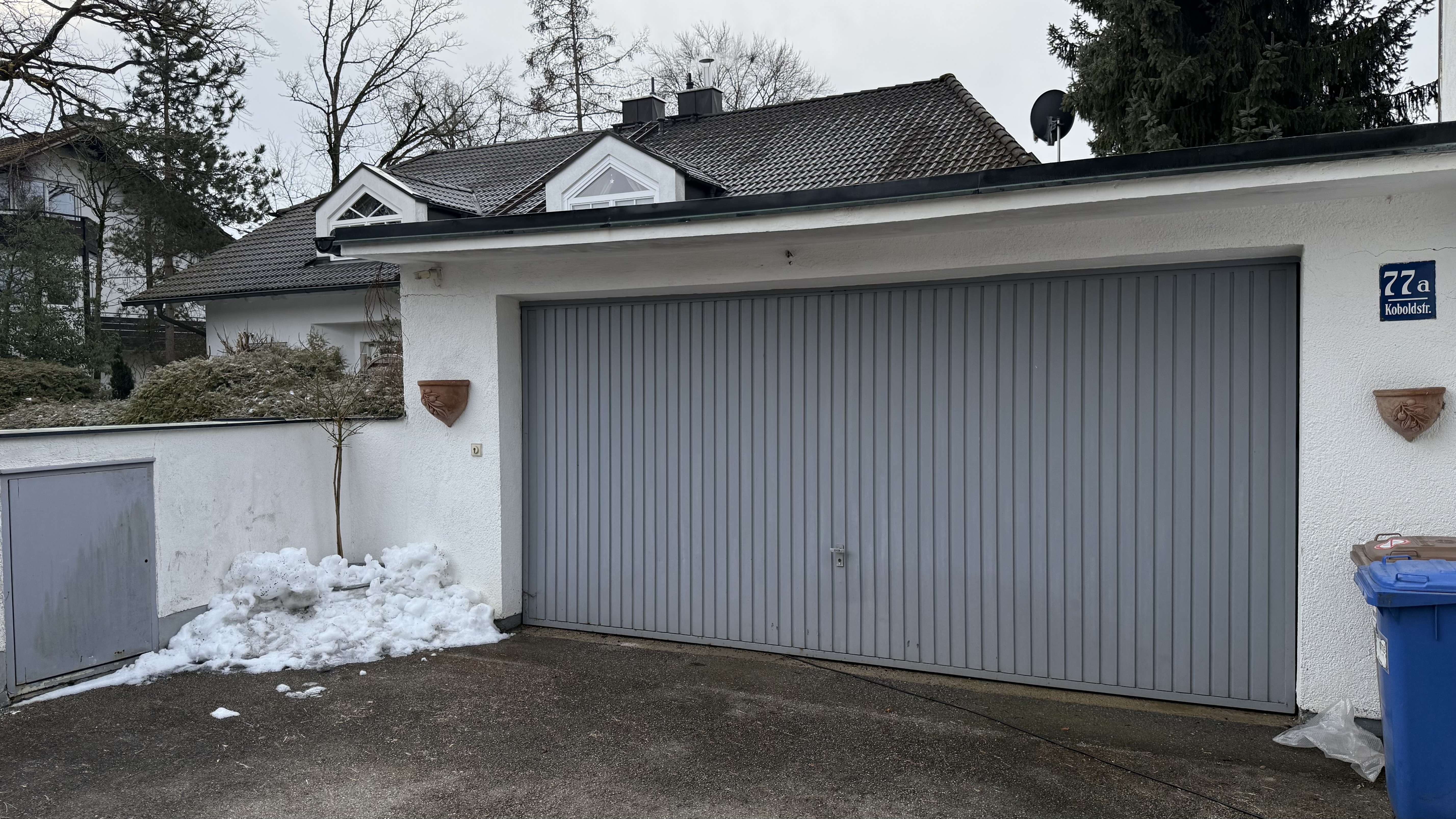 Von privat: Einfamilienhaus mit großem Grundstück in München-Perlach, München – Bild 3