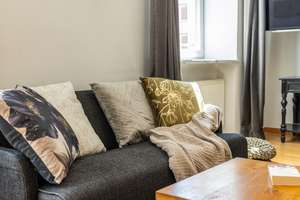 Vollmöbliert! Ludwigsvorstadt: Zeitlose Altbau-Eleganz zwischen Stachus und Theresienwiese – Landwehrstraße 8, 80336 Ludwigsvorstadt-Kliniken, München – Vorschaubild 16