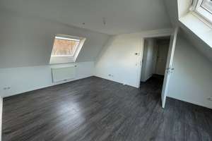 Helle, top Lage teil möblierte 2-Zimmer Dachgeschosswohnung in Stuttgart – Schmidener Straße 210C, 70374 Muckensturm, Stuttgart – Vorschaubild 7