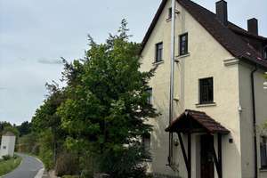 Familienanwesen mit Gästehaus, Scheunengebäuden, Garagen sowie Werkstatt! – Die vollständige Adresse der Immobilie erhältst du vom Anbieter., 92157 Pegnitz – Vorschaubild 1
