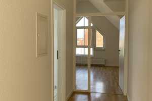 ++ 2-Raumwohnung  mit PKW-Stellplatz ++ – Gerwischer Straße 57, 39114 Magdeburg – Vorschaubild 3