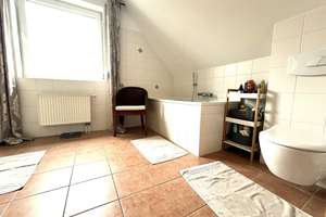 Attraktives Einfamilienhaus– 5 Zimmer, hochwertige Einbauküche und familienfreundliches Wohnambiente – Die vollständige Adresse der Immobilie erhältst du vom Anbieter., 14089 Kladow, Berlin – Vorschaubild 30