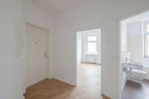 Attraktives Apartment: Bezugsfreie Wohnung, modernes Tageslicht-Badezimmer, lichtdurchflutet & hell – Rennbahnstrasse 25, 13086 Weißensee, Berlin – Vorschaubild 5