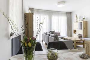 Exklusive 2-Zimmer-Wohnung mit großer Terrasse und hochwertiger Ausstattung – Saseler Chaussee 34, 22391 Wellingsbüttel, Hamburg – Vorschaubild 4