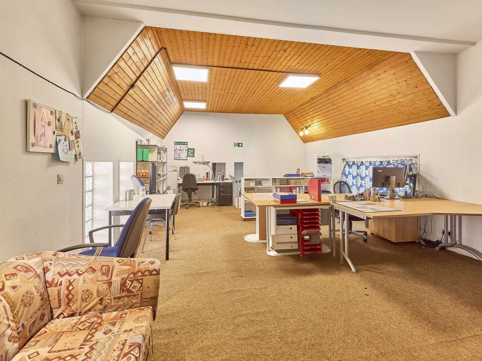 20 Büro Gewerbefläche OG 1.2