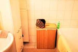 Ihre Zukunft wartet auf Sie:  ruhig - citynah - im Grünen - frisch renoviert ! – Kluser Höhe 10, 42119 Elberfeld, Wuppertal – Vorschaubild 7