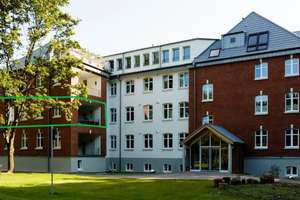 Exklusive 3,5 Raum Wohnung  auf höchstem Niveau  mit Loggia!