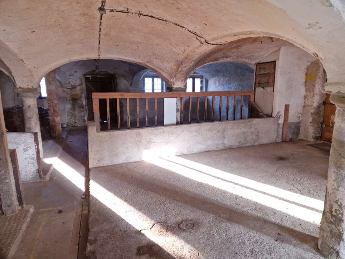 Immobilie in Tuntenhausen - Bauernhaus mit Tenne und viel Grund in malerischer Umgebung bei Tuntenhausen für Naturliebhaber - Bild 0