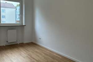 Kernsanierte 3-Zimmer-Wohnung mit Balkon und Einbauküche – 81241 Pasing, München – Vorschaubild 5