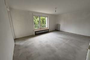 Familienfreundliche 4-Zimmer-Wohnung mit Balkon und Waschmaschinenanschluss in der Wohnung – Einhardstraße 39, 36039 Fulda – Vorschaubild 3