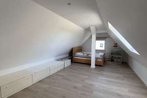 3 Zi.Dachgeschoss-Mais .ohne Balkon – Die vollständige Adresse der Immobilie erhältst du vom Anbieter., 40468 Unterrath, Düsseldorf – Vorschaubild 3