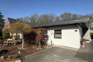 Gepflegter Winkelbungalow in begehrter Lage von Rheydt-Pongs