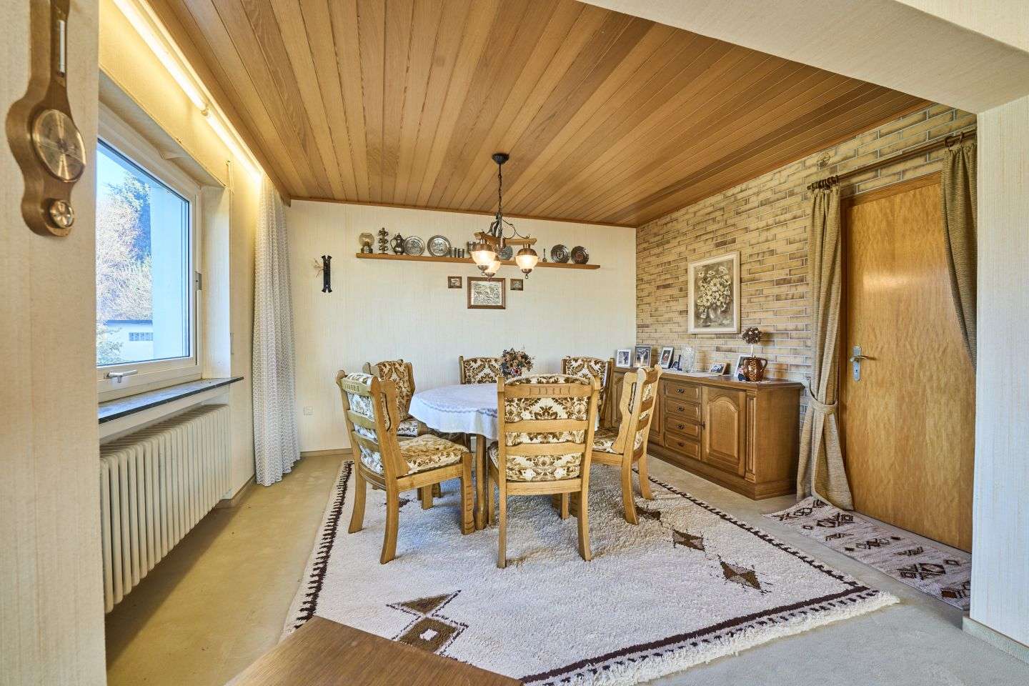 Immobilie in Felsberg - Zweifamilienhaus mit mehreren Modernisierungen und großem Grundstück in Felsberg - Bild 7